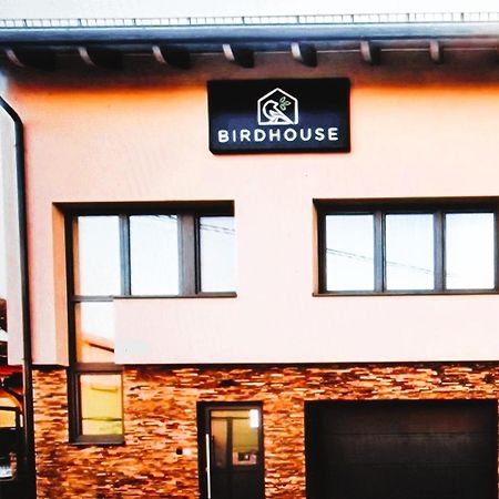 Bird House Hotell Prešov Eksteriør bilde