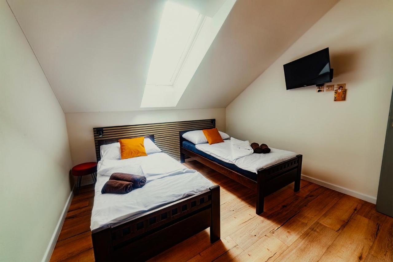 Bird House Hotell Prešov Eksteriør bilde