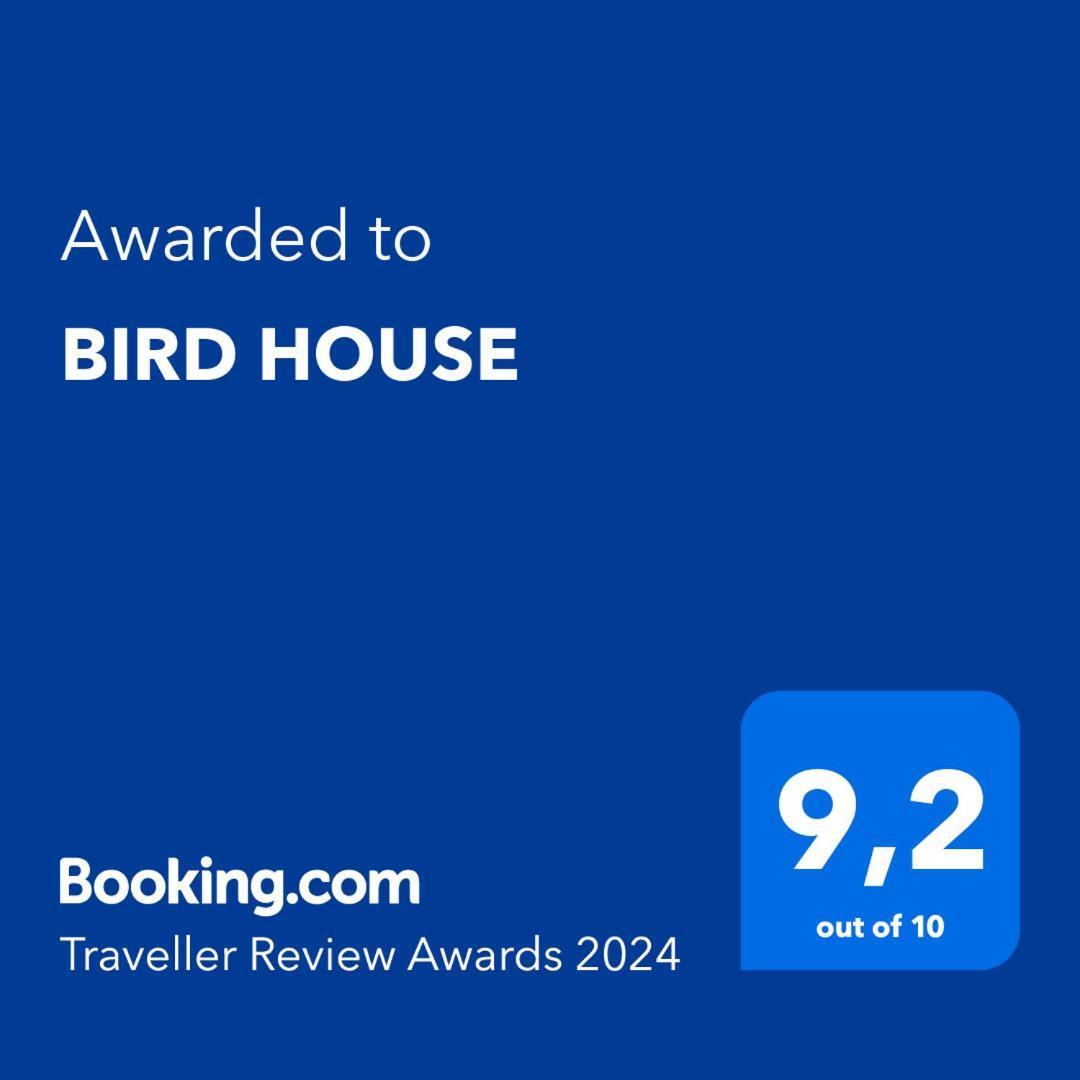 Bird House Hotell Prešov Eksteriør bilde