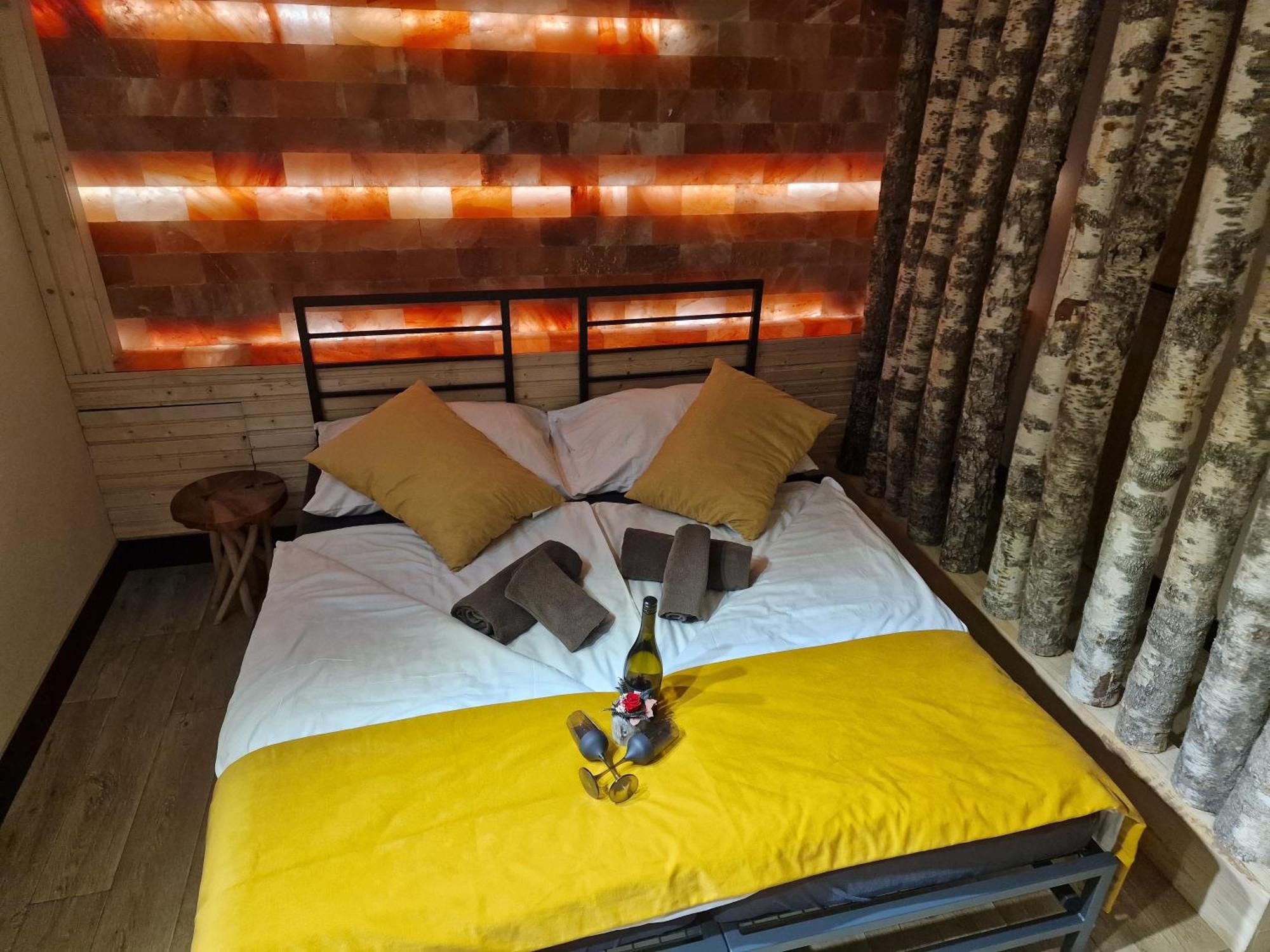 Bird House Hotell Prešov Eksteriør bilde